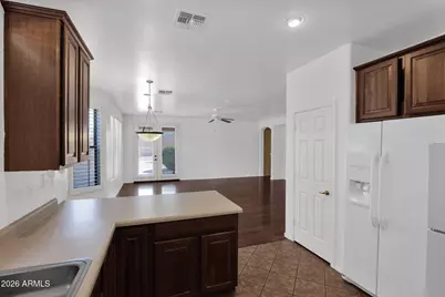 2329 W Carter Road, Phoenix, AZ 85041 - Photo 15
