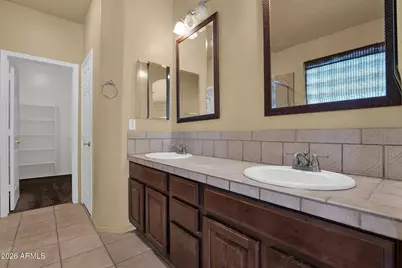 2329 W Carter Road, Phoenix, AZ 85041 - Photo 25