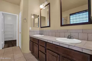2329 W Carter Rd, Phoenix, AZ 85041 - Photo 25