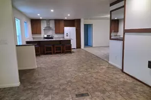 1137 W Mountain View Dr, Taylor, AZ 85939 - Photo 3