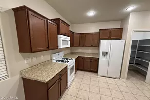 3417 N San Marin Dr, Florence, AZ 85132 - Photo 7