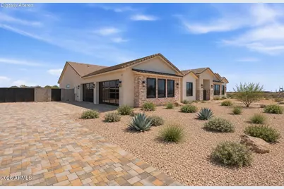608 E Leisure Lane, Phoenix, AZ 85086 - Photo 3