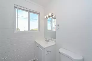 730 E Siesta Dr, Phoenix, AZ 85042 - Photo 9