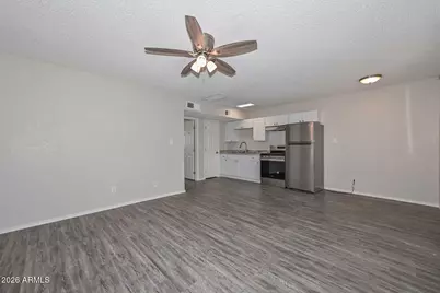 730 E Siesta Drive #1, Phoenix, AZ 85042 - Photo 5