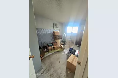 4404 W Las Palmaritas Drive, Glendale, AZ 85302 - Photo 5