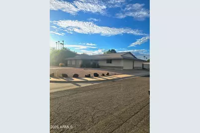 4404 W Las Palmaritas Drive, Glendale, AZ 85302 - Photo 11