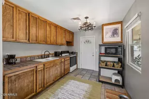 35929 N 7th St, Phoenix, AZ 85086 - Photo 3