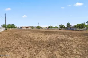 35929 N 7th St, Phoenix, AZ 85086 - Photo 23