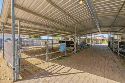 35929 N 7th Street, Phoenix, AZ 85086 - Photo 33