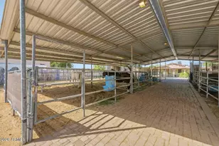 35929 N 7th St, Phoenix, AZ 85086 - Photo 33