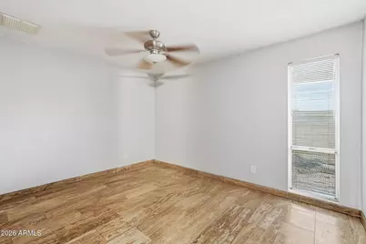 19 E Canterbury Court, Phoenix, AZ 85022 - Photo 29