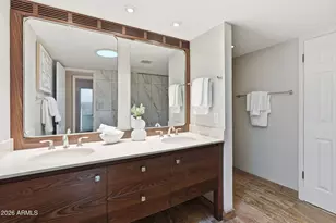19 E Canterbury Ct, Phoenix, AZ 85022 - Photo 27