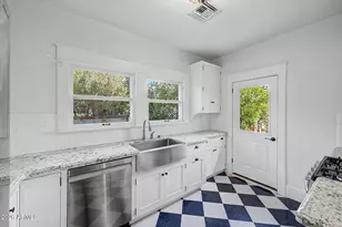 515 W Lynwood St, Phoenix, AZ 85003 - Photo 11