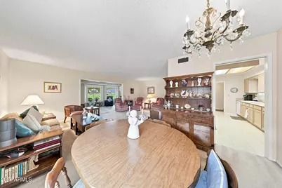 10208 W Mountain View Road, Sun City, AZ 85351 - Photo 17