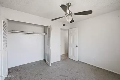 3449 W Mauna Loa Lane, Phoenix, AZ 85053 - Photo 9
