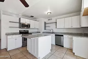 3449 W Mauna Loa Ln, Phoenix, AZ 85053 - Photo 19