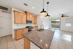 13278 N 144th Dr, Surprise, AZ 85379 - Photo 5