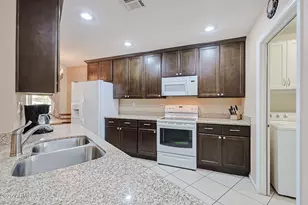 19234 N Camino Del Sol, Sun City West, AZ 85375 - Photo 17