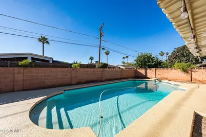 8303 E Glenrosa Avenue, Scottsdale, AZ 85251 - Photo 15