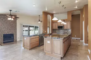 2081 N Pebble Beach Dr, Casa Grande, AZ 85122 - Photo 23