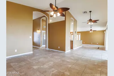 2081 N Pebble Beach Drive, Casa Grande, AZ 85122 - Photo 11