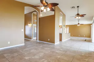 2081 N Pebble Beach Dr, Casa Grande, AZ 85122 - Photo 11