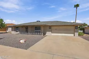 10210 W Twin Oaks Dr, Sun City, AZ 85351 - Photo 7