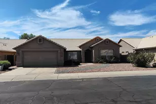 4303 E Cathedral Rock Dr, Phoenix, AZ 85044 - Photo 1