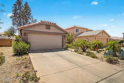 985 E Stardust Way, San Tan Valley, AZ 85143 - Photo 3