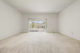 10416 W Hutton Dr, Sun City, AZ 85351 - Photo 13