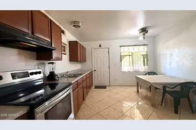 1802 W Darrel Road, Phoenix, AZ 85041 - Photo 9