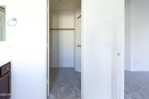 9828 E Knowles Ave, Mesa, AZ 85209 - Photo 11