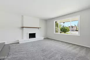 232 E Ellis Dr, Tempe, AZ 85282 - Photo 9