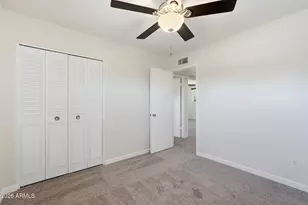 232 E Ellis Dr, Tempe, AZ 85282 - Photo 31