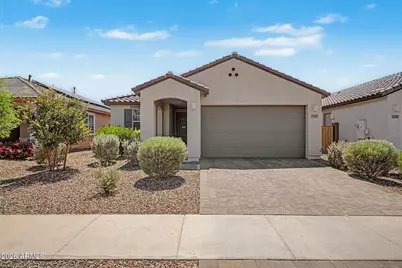 15587 W Kendall Street, Goodyear, AZ 85338 - Photo 1