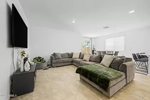 15587 W Kendall St, Goodyear, AZ 85338 - Photo 13