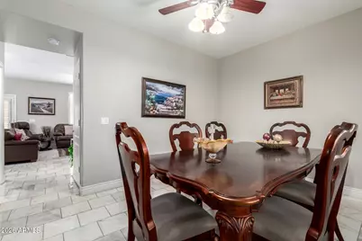 6321 S Blake Street, Gilbert, AZ 85298 - Photo 9