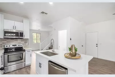 7827 W Cypress Street, Phoenix, AZ 85035 - Photo 11