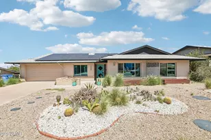 2460 E Claire Dr, Phoenix, AZ 85032 - Photo 3