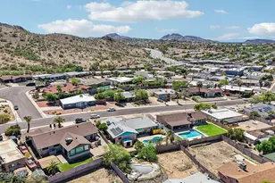 2460 E Claire Dr, Phoenix, AZ 85032 - Photo 51
