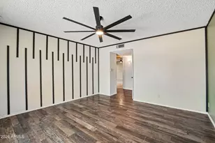 2460 E Claire Dr, Phoenix, AZ 85032 - Photo 23