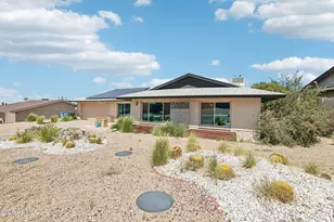 2460 E Claire Dr, Phoenix, AZ 85032 - Photo 5