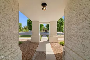 10536 N 96th Pl, Scottsdale, AZ 85258 - Photo 15
