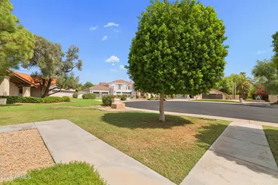 10536 N 96th Place, Scottsdale, AZ 85258 - Photo 13