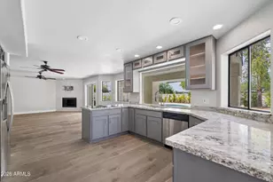 10536 N 96th Pl, Scottsdale, AZ 85258 - Photo 31