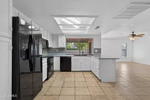 5531 W Beryl Ave, Glendale, AZ 85302 - Photo 9