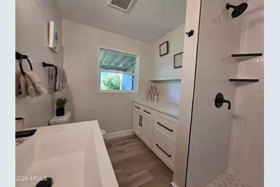 2710 E Amelia Avenue, Phoenix, AZ 85016 - Photo 13