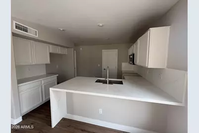 2370 S Apache Drive, Chandler, AZ 85286 - Photo 3