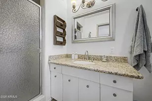 4340 E Vermont Ave, Phoenix, AZ 85018 - Photo 35