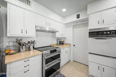 4340 E Vermont Avenue, Phoenix, AZ 85018 - Photo 31